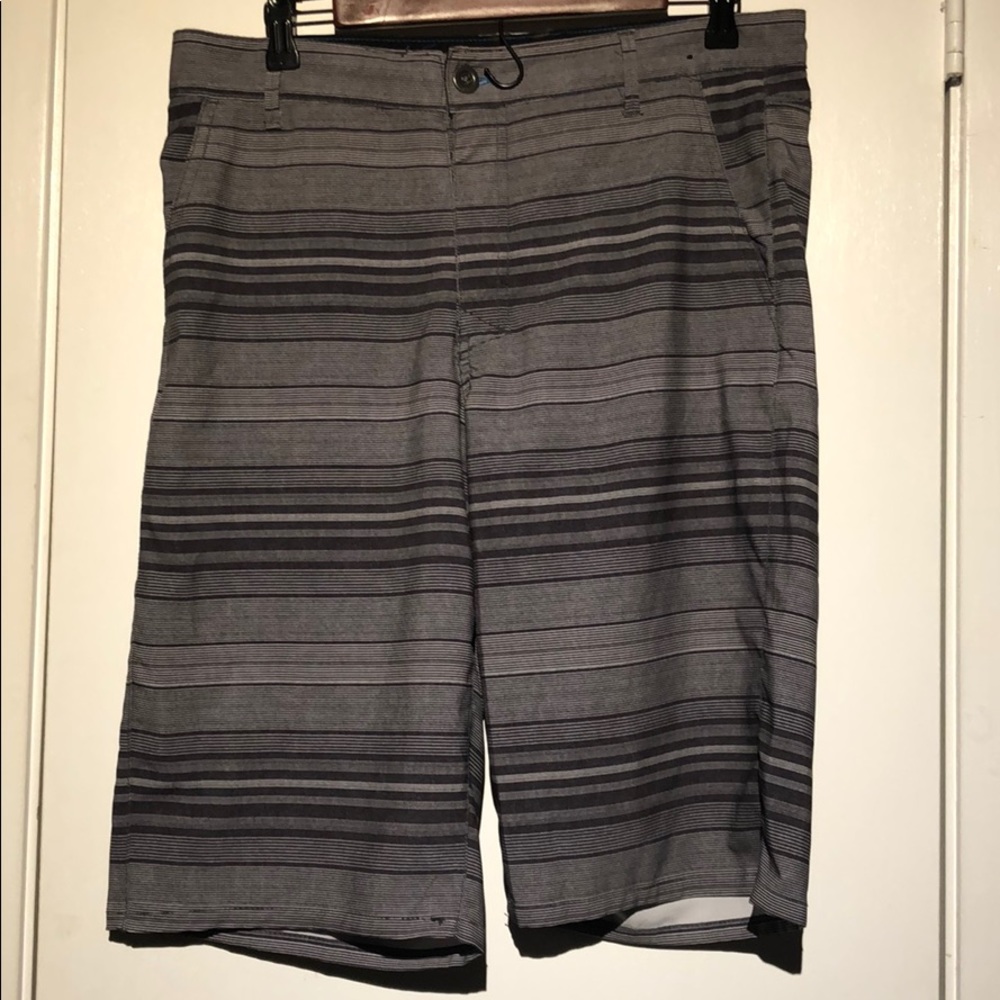 Hawk Hybrid Shorts
